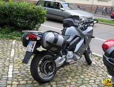 F 800ST